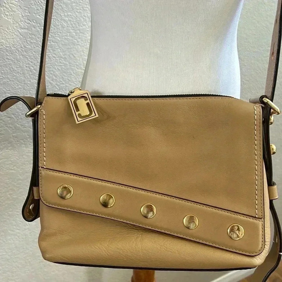 Marc Jacobs Handbags - Marc Jacobs Downtown Leather Bag
